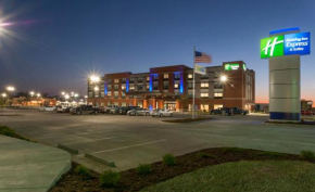 Holiday Inn Express & Suites - Dodge City, an IHG Hotel